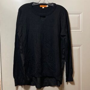 One A Charcoal Sweater M